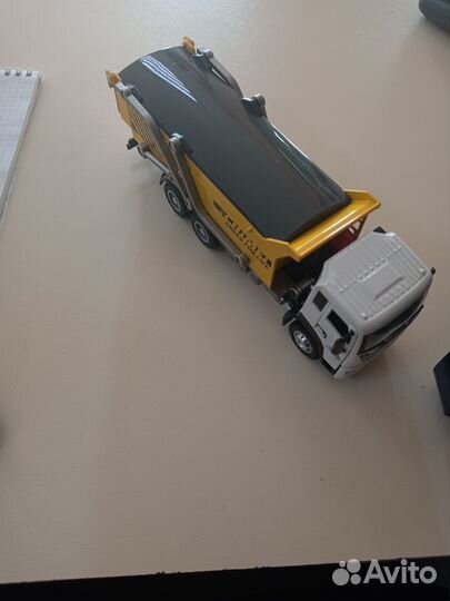 Модель грузовика