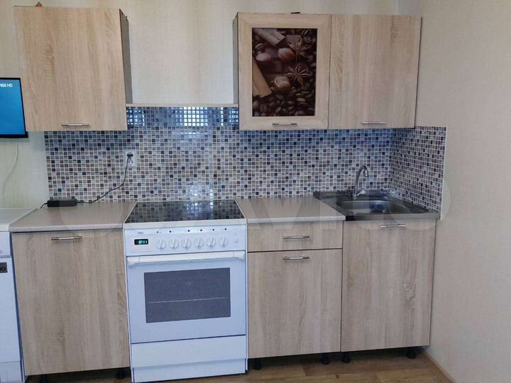 2-к. квартира, 43 м², 11/18 эт.