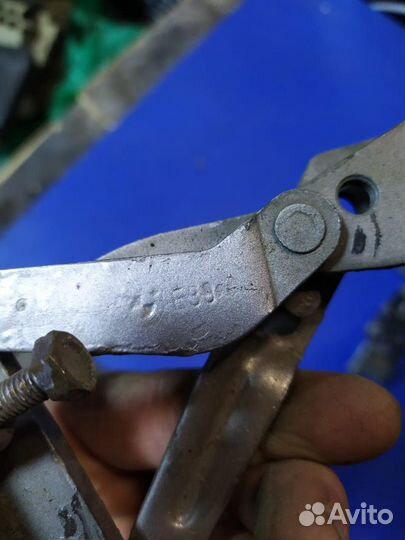 Петли капота BMW 5' E39, Z8 E52