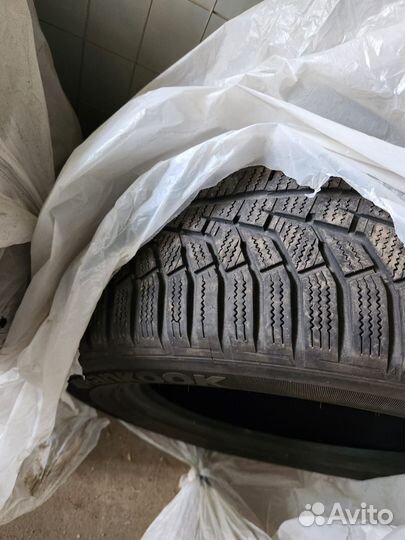 Hankook Winter I'Cept Evo 235/55 R17 103V