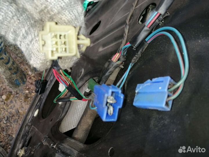 Дверь subaru forester sf 5