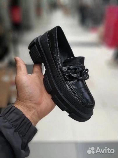 Лоферы женские