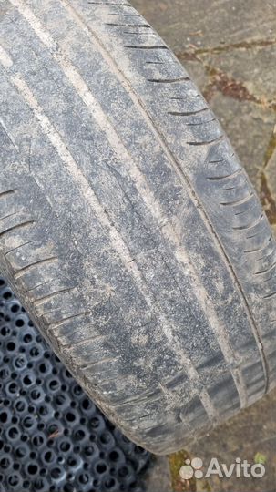 Bridgestone Turanza T001 225/55 R17