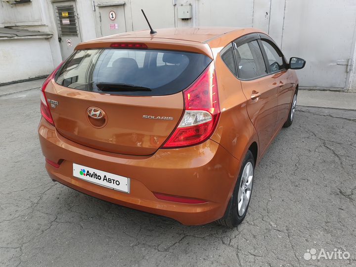 Hyundai Solaris 1.4 AT, 2015, 224 000 км