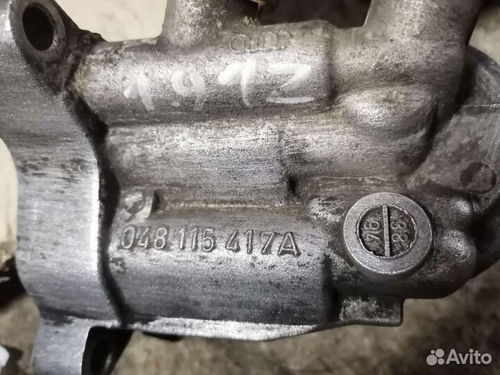 Кронштейн масляного фильтрa, VAG 048115417A