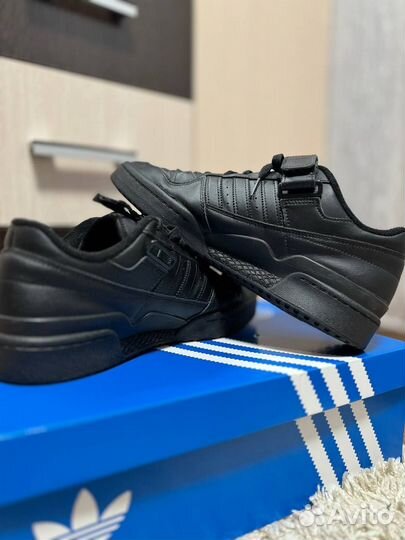 Кроссовки Adidas forum low