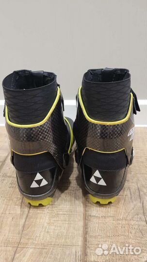 Лыжные ботинки fischer carbonlite skate