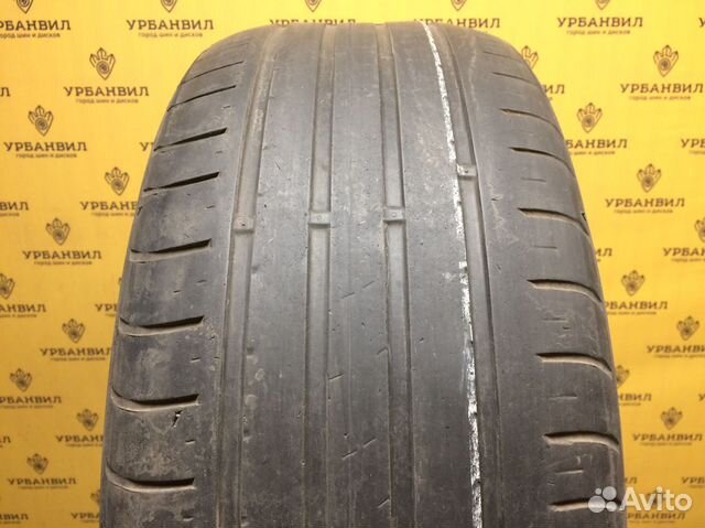Kumho Ecsta HS51 225/55 R16 95W