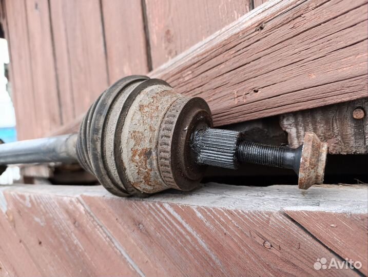 Привод правый левый Audi A4 b6 b7 трипойд