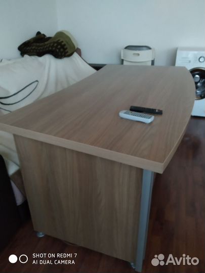 Стол офисный