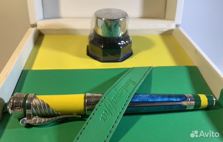Перьевая ручка Montegrappa Pele Heritage Silver