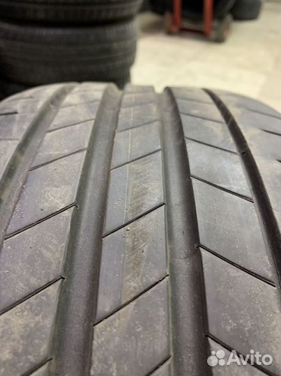 Bridgestone Turanza T005 225/40 R18