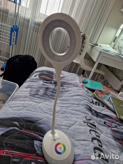 Лампа настольная