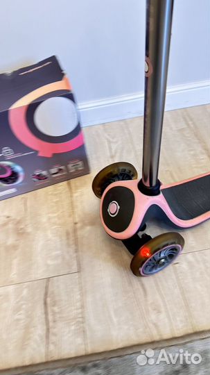 Самокат Globber трехколесный