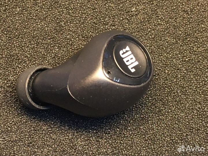 C100 T100 TWS пара наушников JBL tune