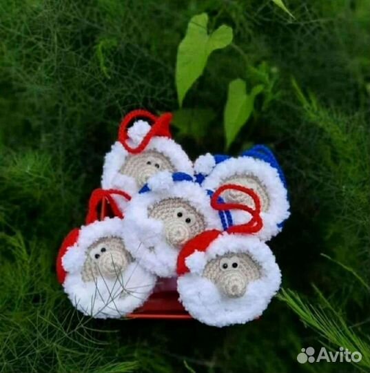 Игрушки на ёлку новогодние