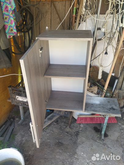 Шкаф навесной с сушилкой