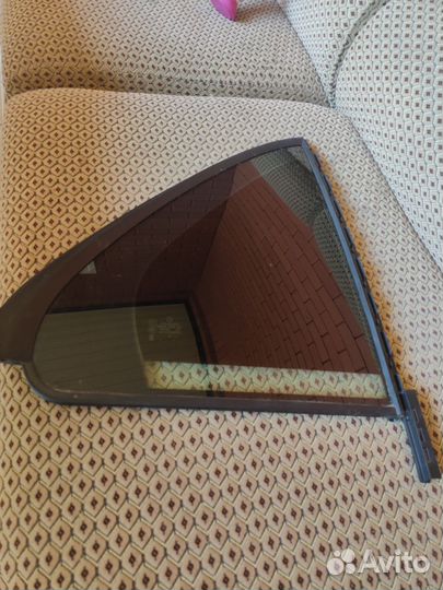 Форточка задней двери на Mercedes Benz gle w167