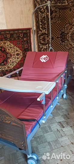Кровать для лежачих больных с электроприводом