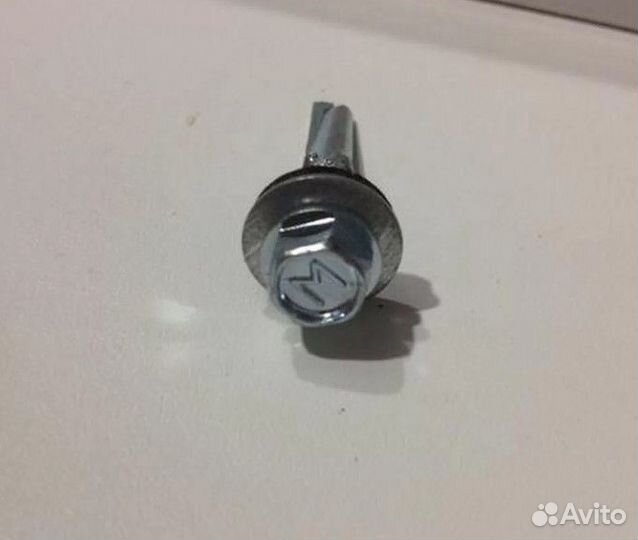 Саморез кровельный