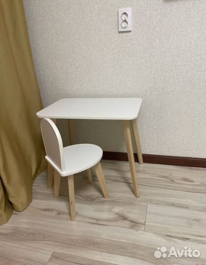 Детский стол и стульчик