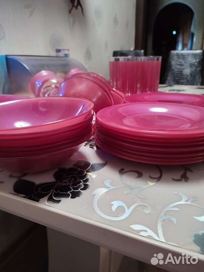 Набор столовой посуды на 6 персон