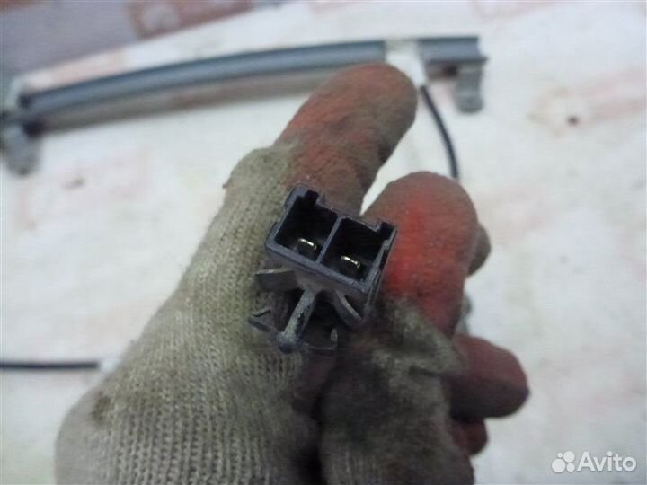 Стеклоподъемник задний левый Nissan Primera P10