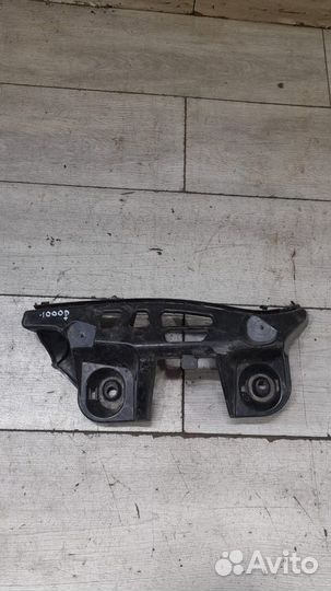 Кронштейн заднего бампера правый Mercedes Cla C117