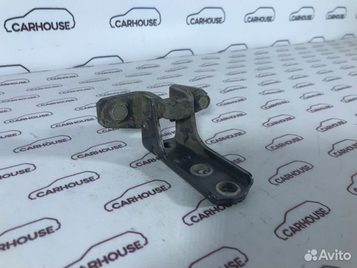 Петля двери задняя левая Mitsubishi Lancer 9 1.6