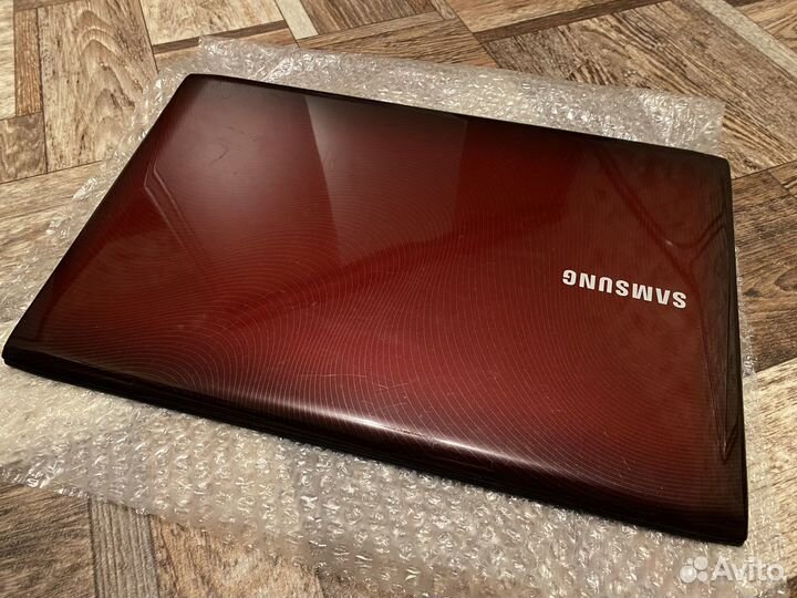 Крышка матрицы, рамка, петли Samsung NP-R780