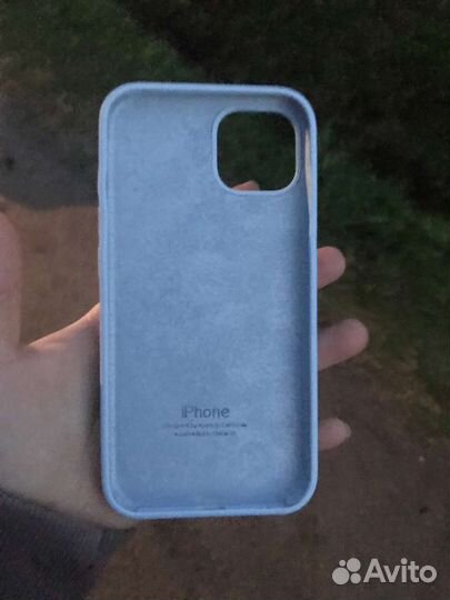 Чехол на iPhone 11