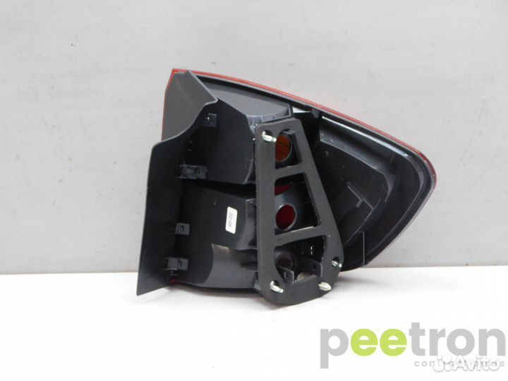 Б/У Б/У Фонарь задний наружный левый новая