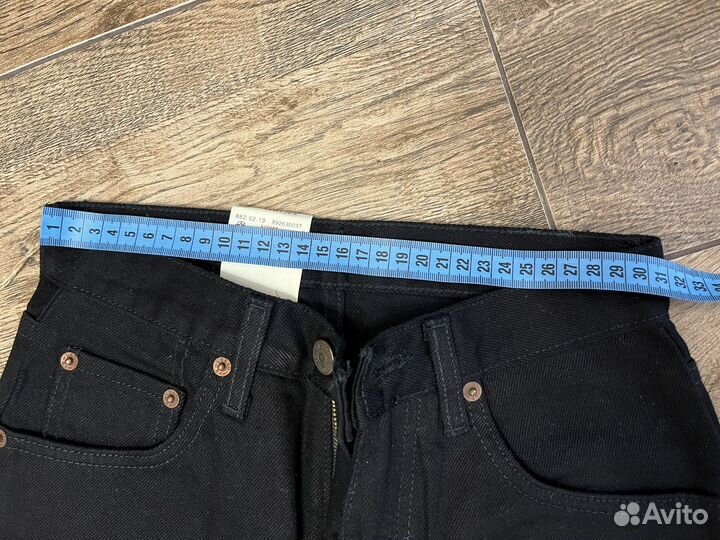 Новые джинсы levis 882