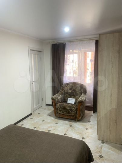 Комната 35 м², 1/3 эт.