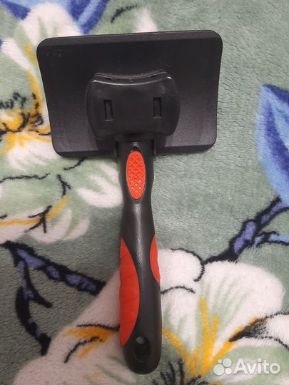 Расческа, пуходерка для собак и кошек