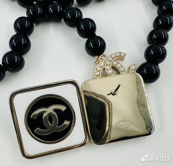 Колье Chanel