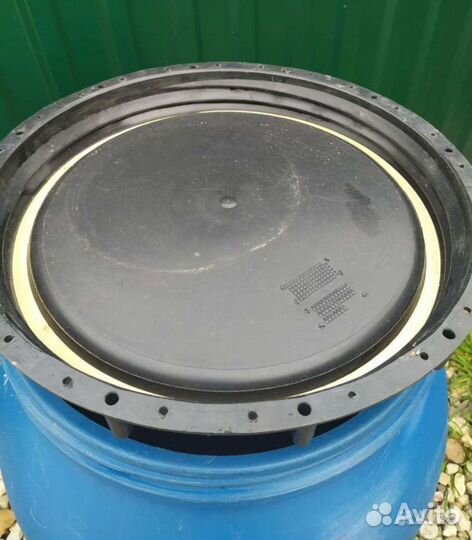 Бочка пластиковая 200 литров