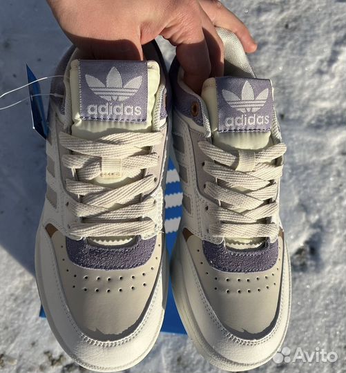 Кроссовки женские adidas