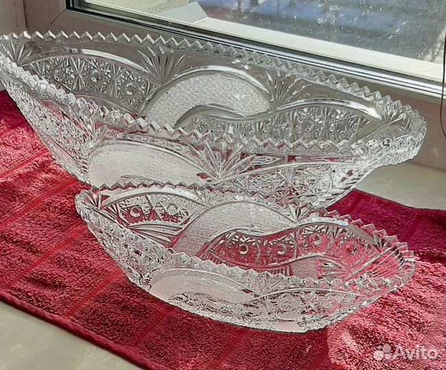 Хрустальный салатник-ладья СССР новая 2 шт