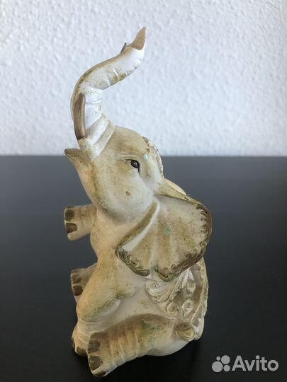 Статуэтка Слоненок