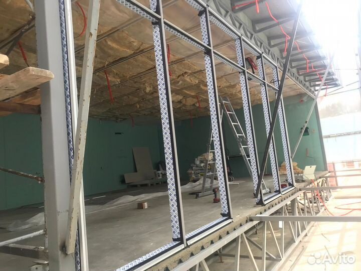 Остекление фасадов и зданий