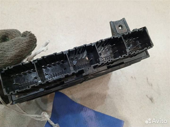 Блок управления центральным замком Ford Fusion 20