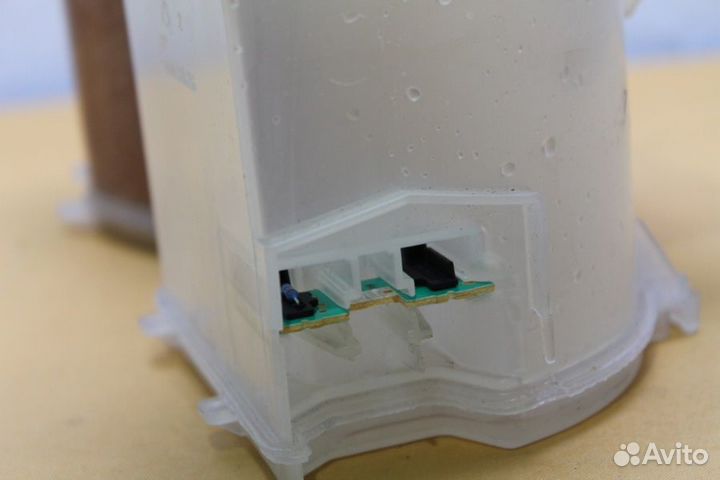 Соляной контейнер Bosch 655491 бу. 6566