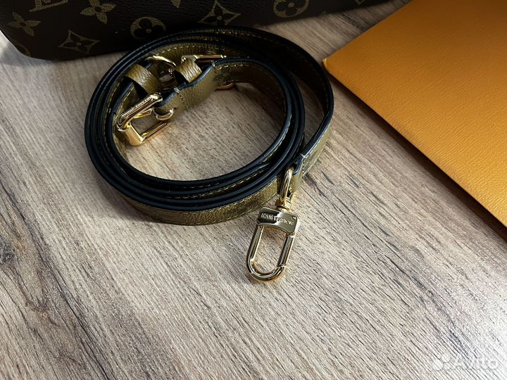 Сумка louis vuitton pochette metis