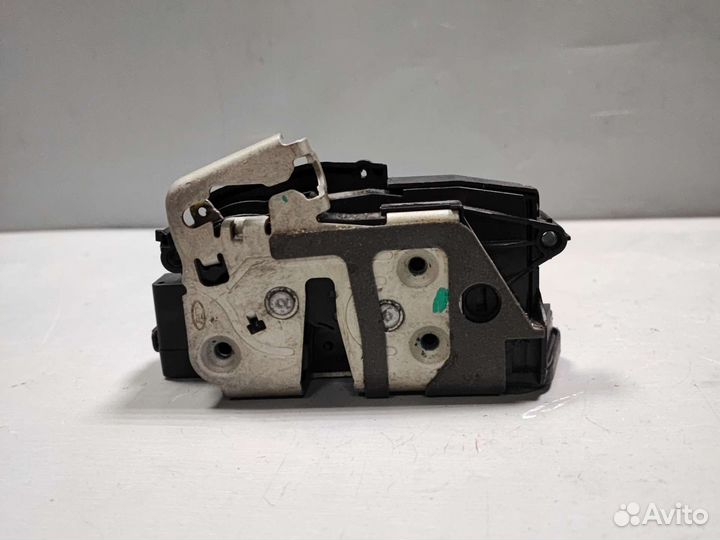 Замок задней левой двери Ford EcoSport