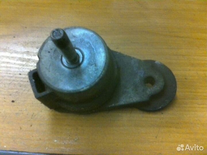 Натяжитель ремня Opel Astra H Z16XER 2007