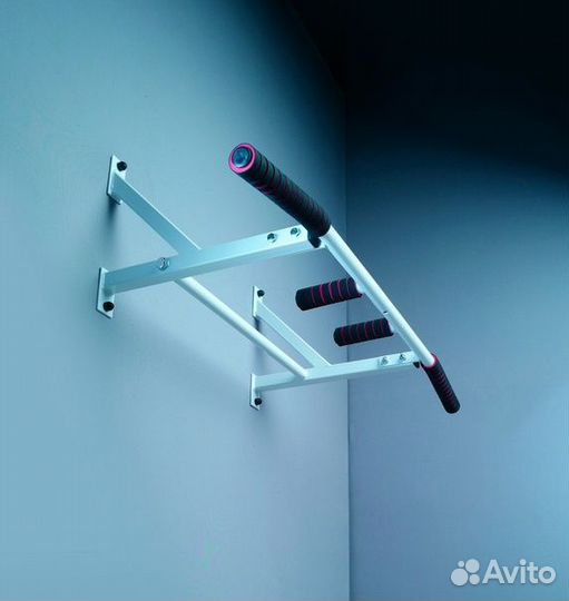 Турник треххватный