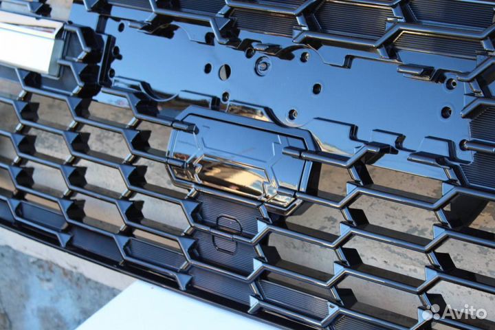 Toyota Land Cruiser 300 2022 Обвес GR Sport F6QE6