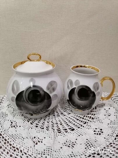 Части сервиза Дулево:сахарница, сливочник