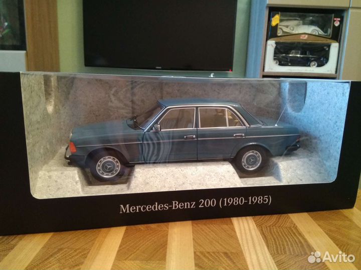 Модель Мercedes Benz 200 W 123 кузов 1/18